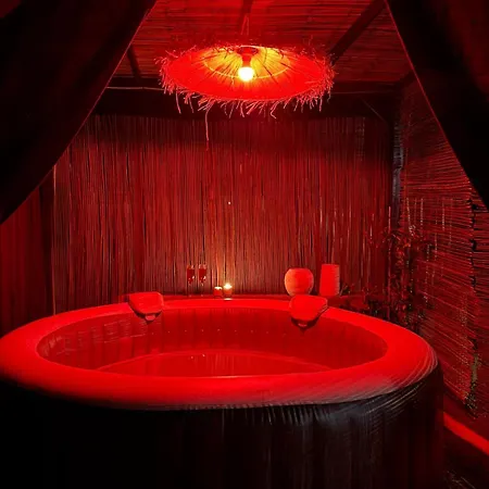 Maison 4 Pers Avec Jacuzzi Calme Et Confort Assure Semesterbostad *